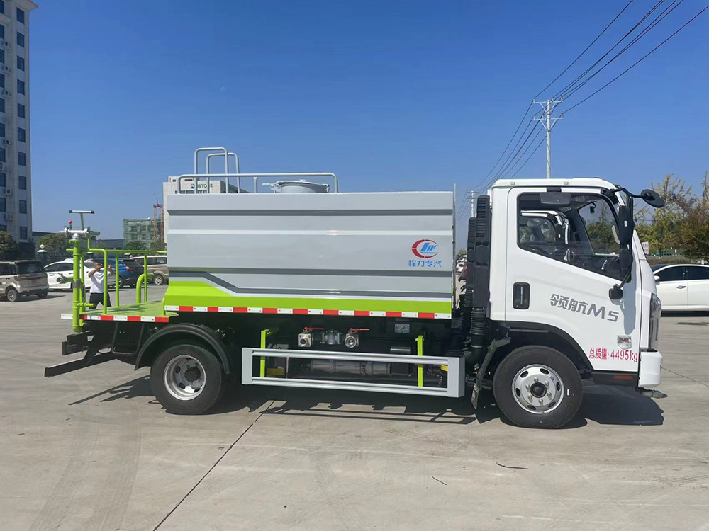 （8档）7方福田领航M5蓝牌抑尘车