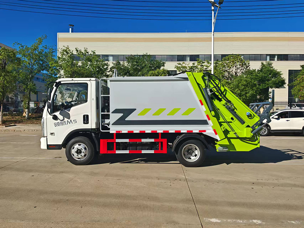 6.5方蓝牌福田领航M5压缩垃圾车